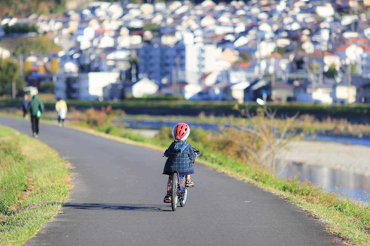 初めての自転車は、何歳からが適齢なのか?