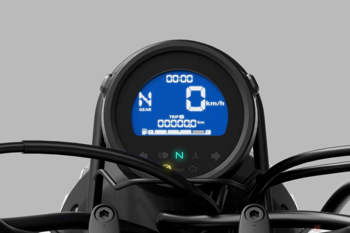 近年は残燃料であと何キロ走れるかの表示機能を持つバイクも多いが、ガソリンを入れた際にリセットするのを忘れたら意味がないので、必ず燃料計をチェック