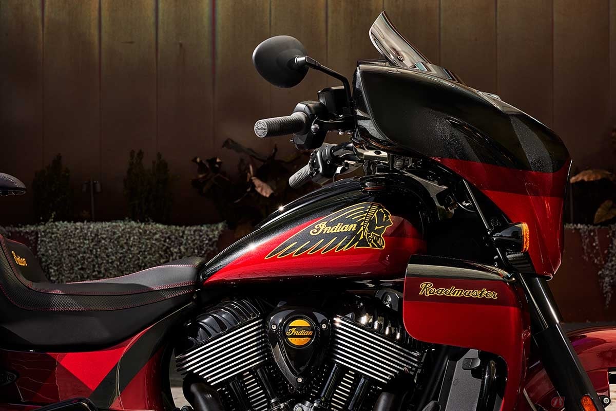 日本へは2台のみ導入される限定350台のインディアン「ロードマスター・エリート」