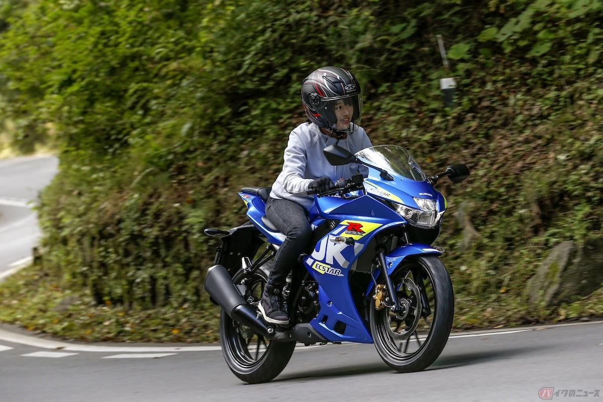 山の天気は変わりやすいため、山道のツーリングを楽しみたいライダーは特に天気に注意したい