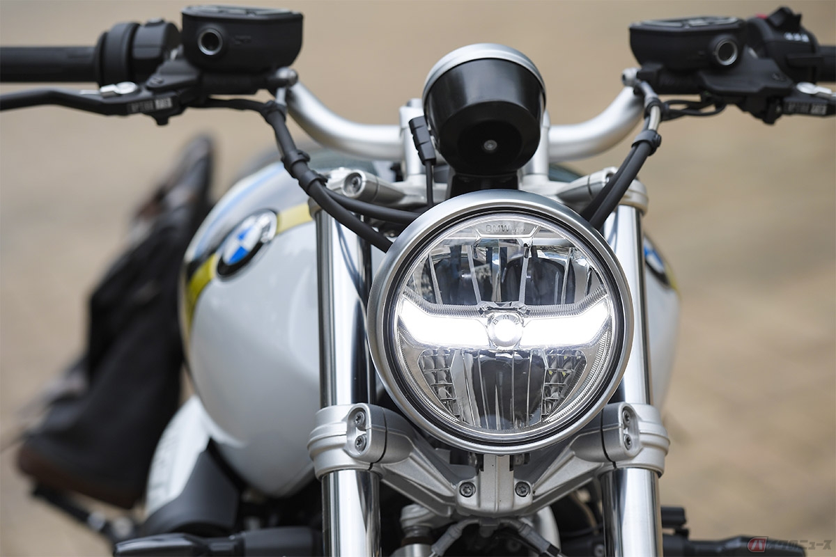 LEDが本格的にバイクに導入されたのは2014年頃