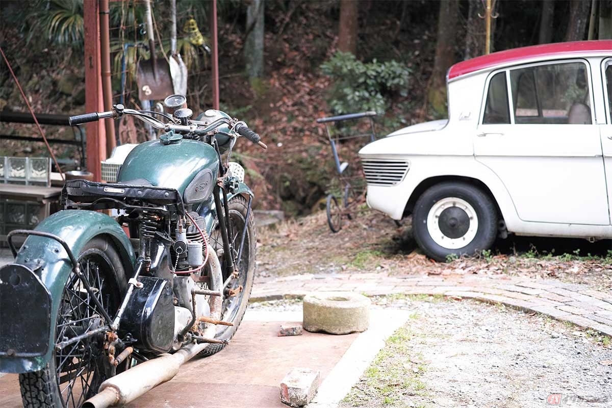 バイクとしての使命を終えた際にまず行ないたいのがナンバーの返納