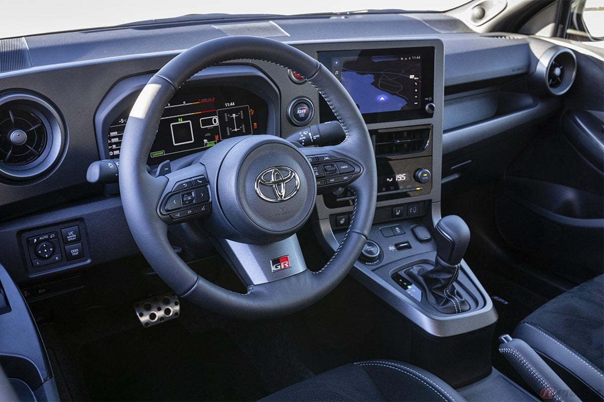 トヨタ新型「GRヤリス」の内装