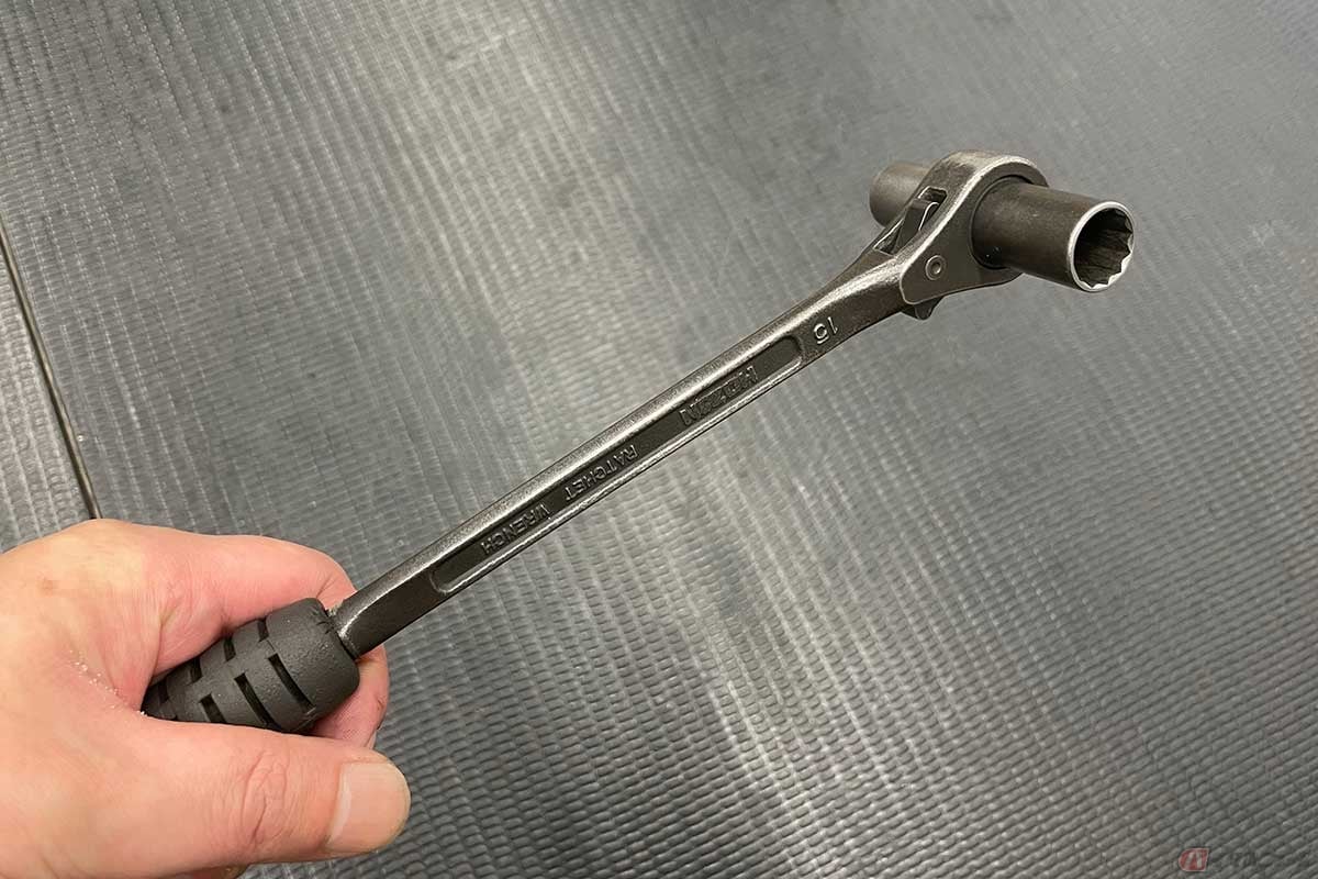シティサイクルの整備に特化した「輪業用ラチェットレンチ」