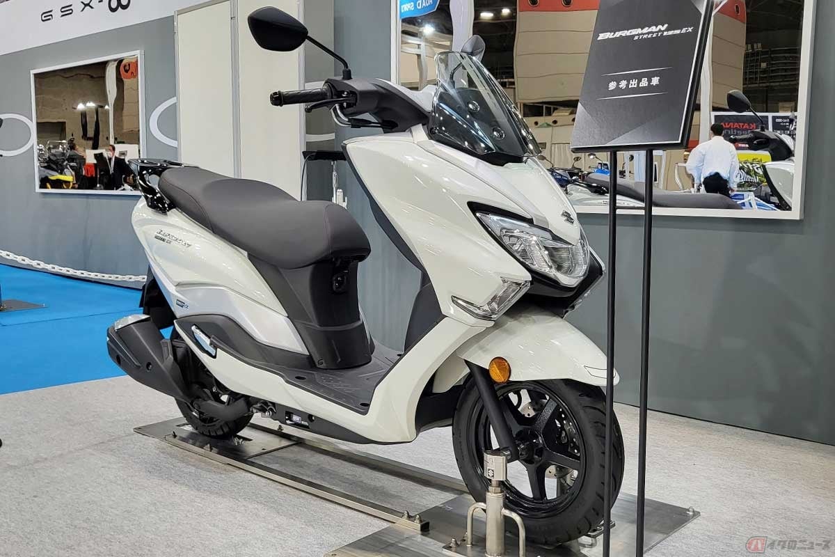 スズキ新型「バーグマンストリート125EX」(参考出品)