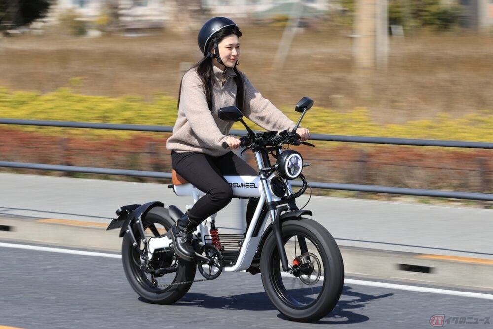 電動モペットは道路交通法上「ペダル付原動機付自転車」に分類される