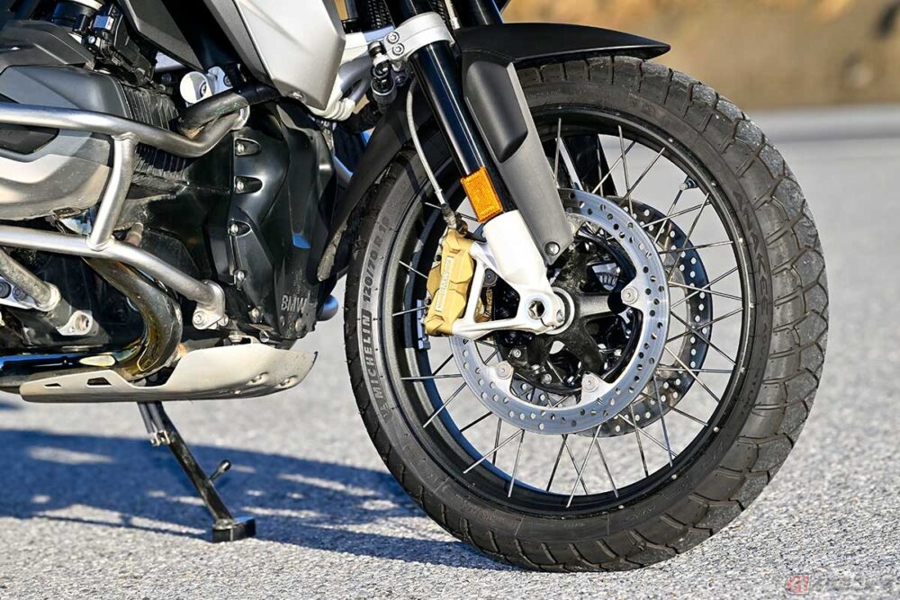 BMW Motorrad「R 1250 GS」の魅力 革新的な後継車がデビューしても王者
