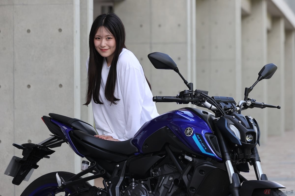 大型免許を取得する方法は、自動車教習所に通う方法と、運転免許試験場で試験を受ける方法の2種類ある