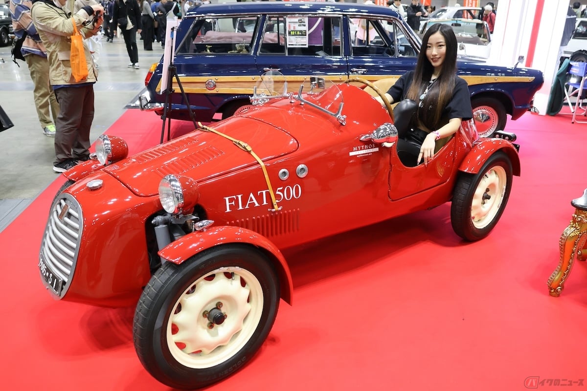 旧車好きの私にとっては、どこを見てもそれぞれかっこいいクルマばかり!