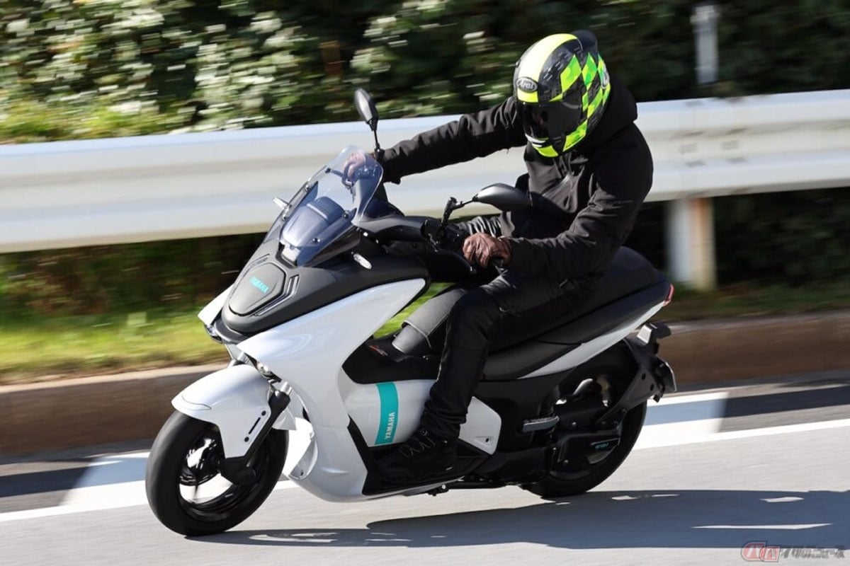 ヤマハの原付二種電動スクーター「E01」