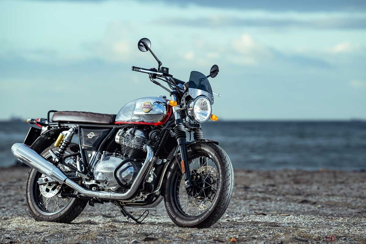 ロイヤルエンフィールド「INT650」(2023年型)※取材車両はアクセサリー装着車