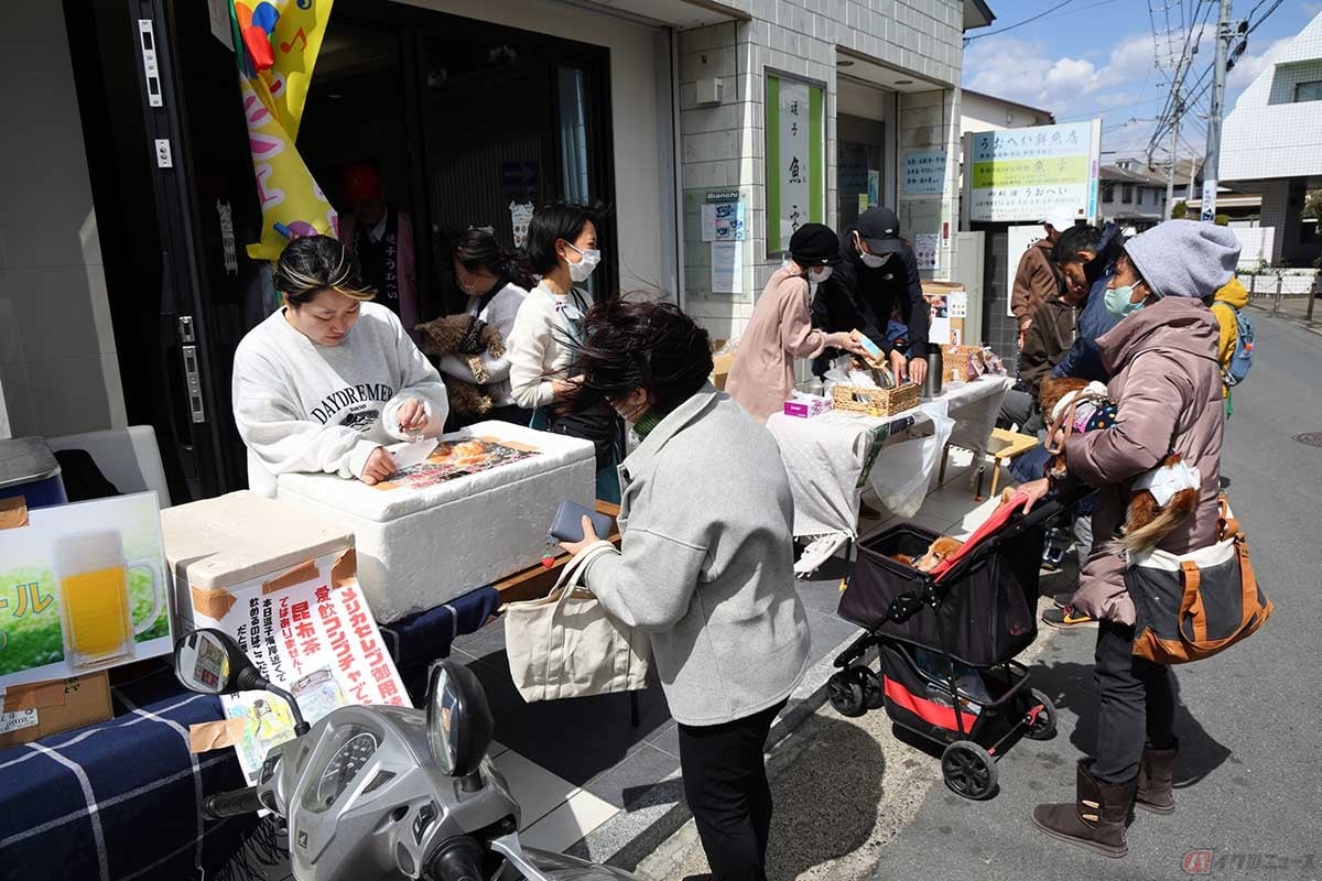 2024年3月20日に開催された「UOHEIマルシェ」会場は、「ベントウレーサー」でお馴染みの「うおへい商店」