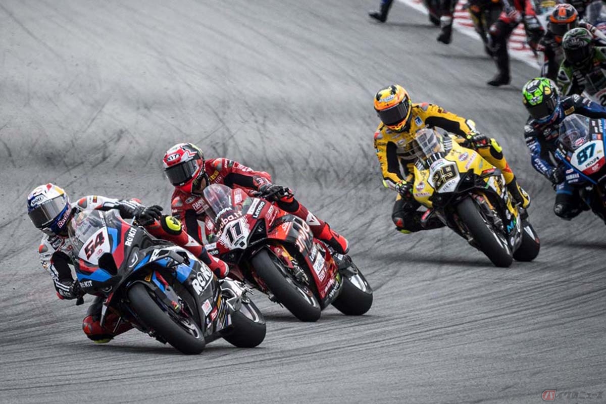 スーパーバイク世界選手権 第2戦カタルーニャ決勝レースの様子