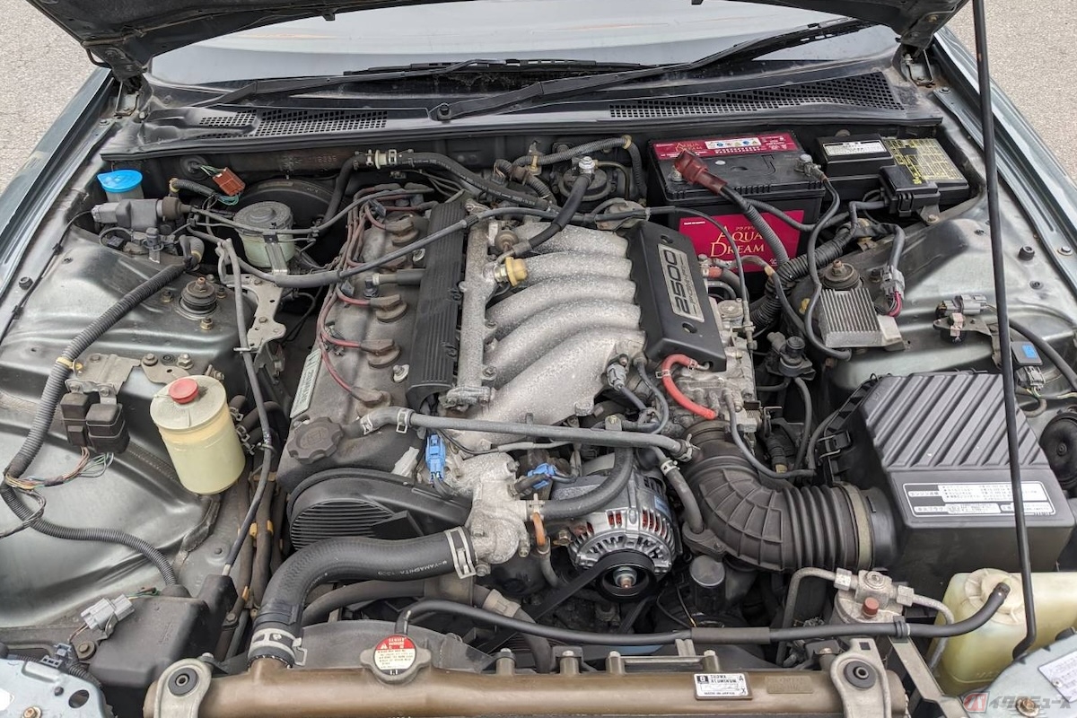 総排気量2451cc水冷直列5気筒縦置エンジンは、最高出力190PS /6,500rpm、最大トルク24.2kgm /3,800rpmを発揮した（写真提供：ミハラ自動車）