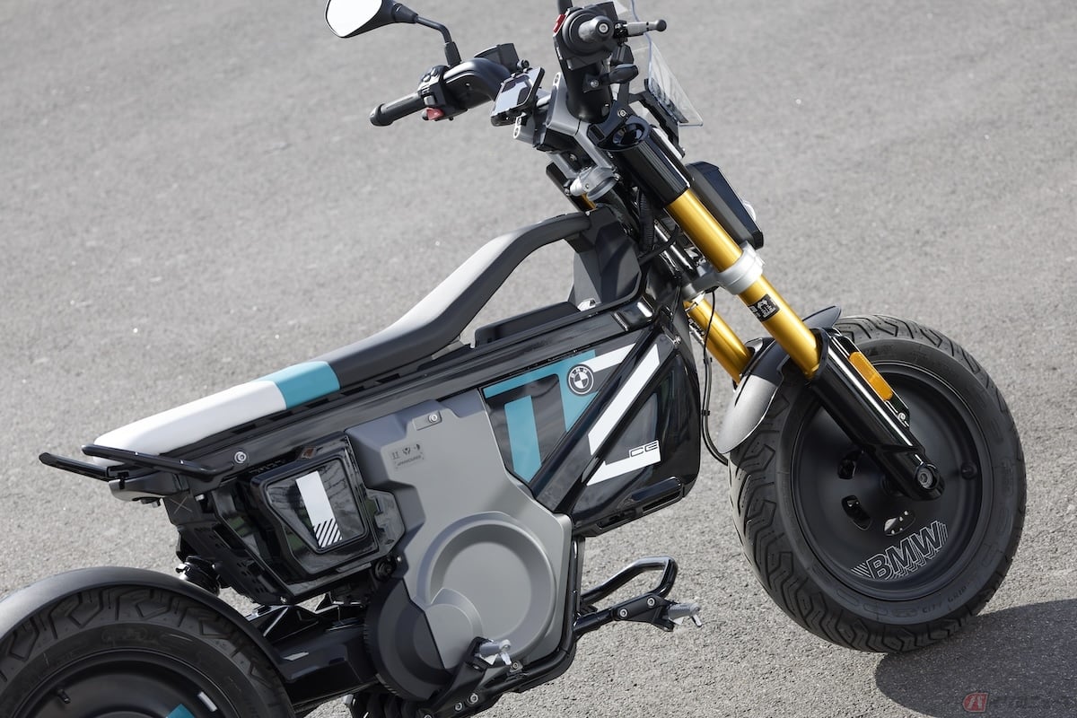 BMW Motorradの電動軽2輪モデル「CE 02」