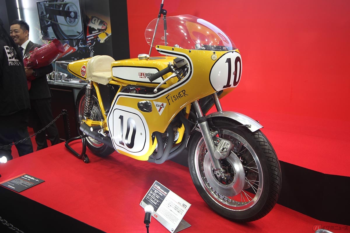 二輪車で世界初の集合管を装着したクラウスホンダCB750K0レーサー