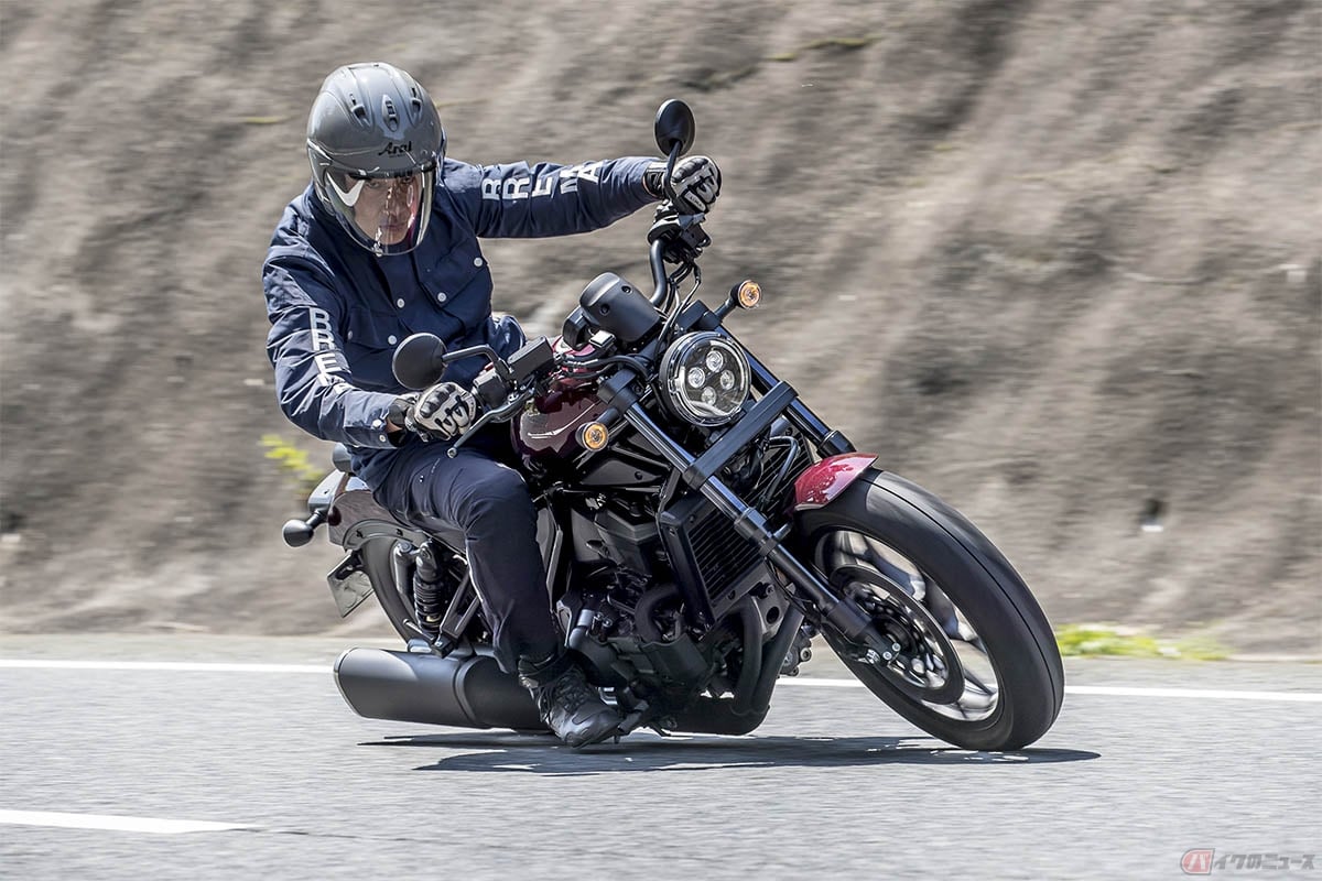 DCTはマニュアルトランスミッションがベースだがAT免許で乗ることができる