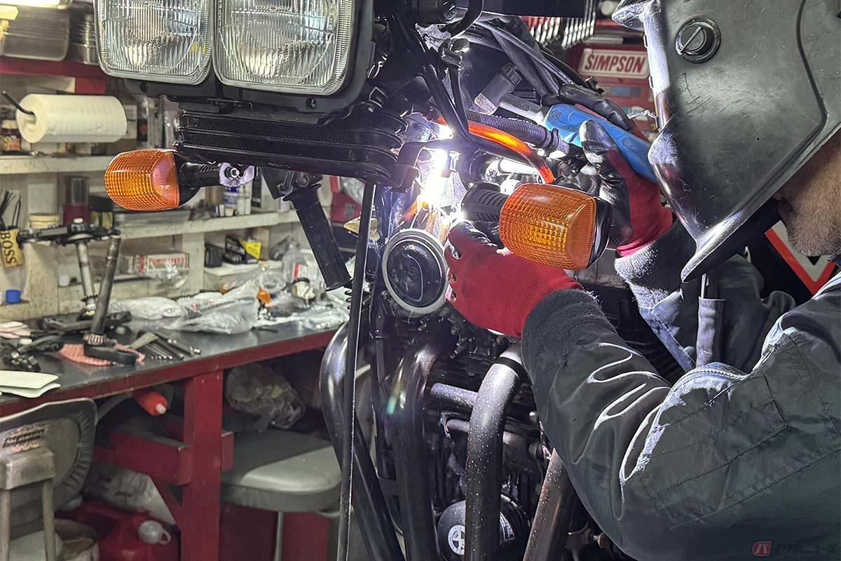二輪自動車整備士になるためには、国家試験に合格しなければならない