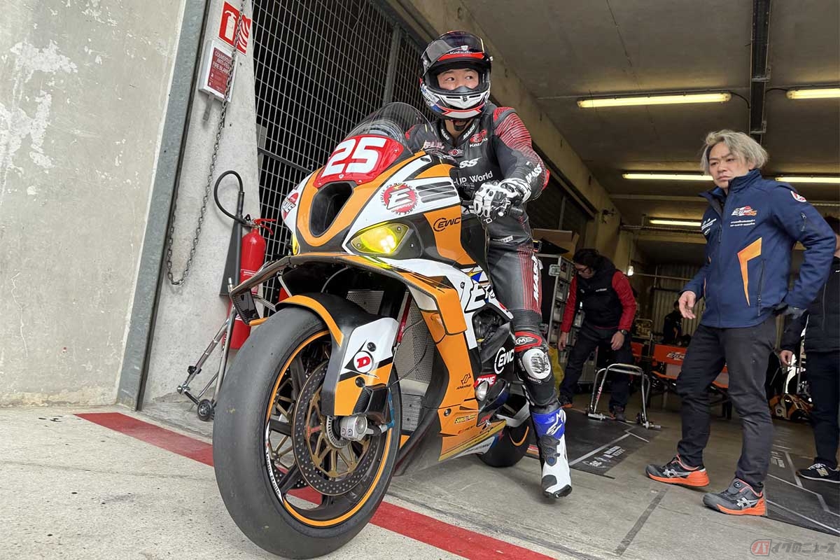 EWCにフル参戦する日本の新規チーム「チーム エトワール」のプライベートテストでサルトサーキットを走行する大久保光選手