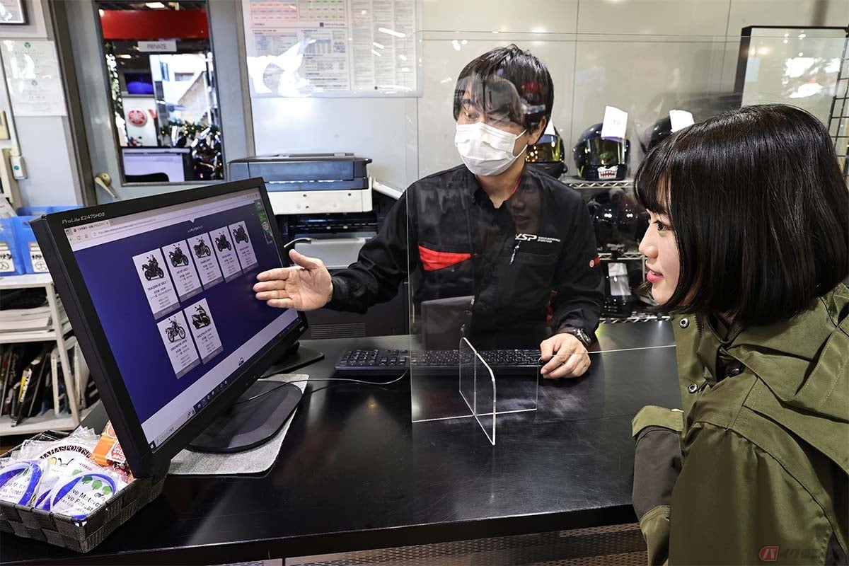 レンタルバイク最大の利点は、いくつもあるモデルの中から好きなものを選んで、気軽に乗ることができる点