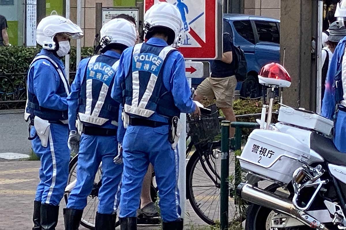 単独事故はれっきとした交通事故であり、損害の大小にかかわらず必ず警察を呼ばなくてはならない