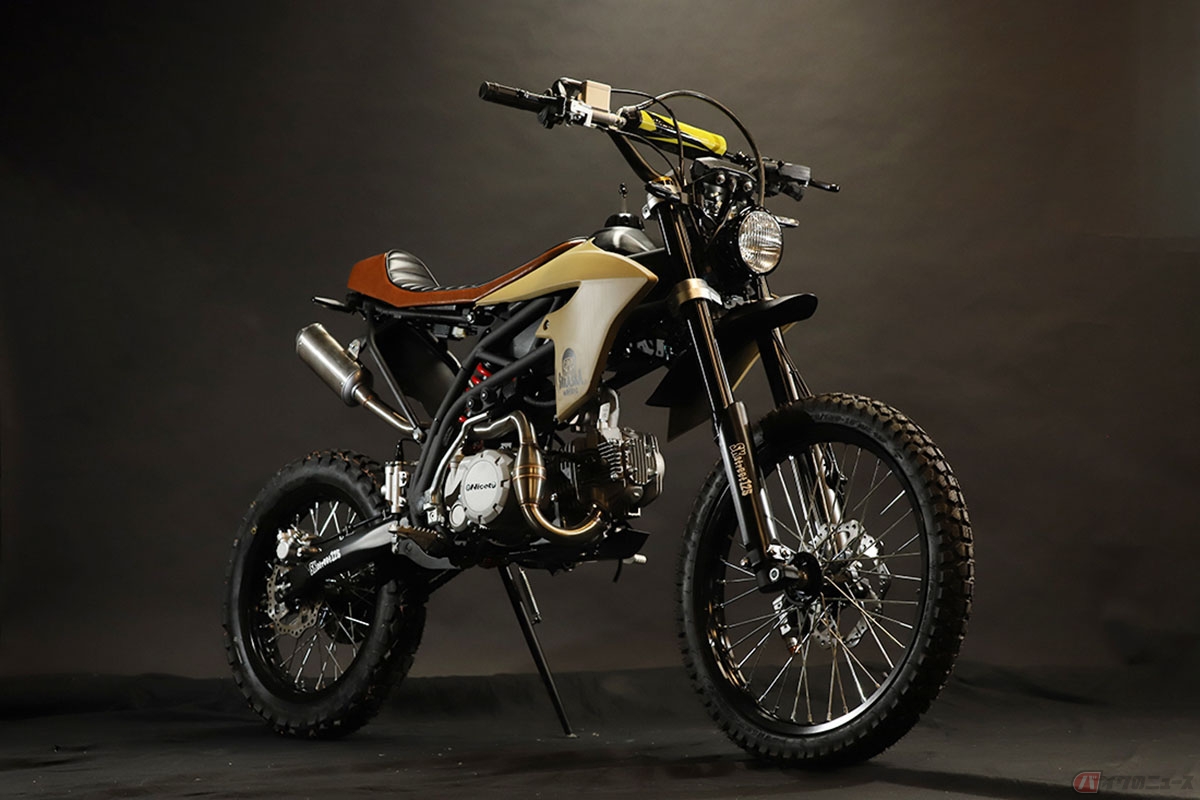 グッズが展開するSKKASKA motorsのコンプリートカスタム第一弾「SK STREET CROSS 125」