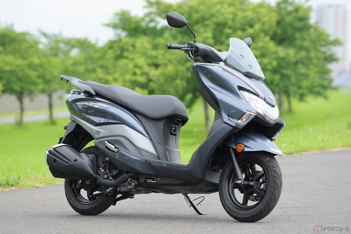 スズキの原付二種スクーター「バーグマンストリート125EX」