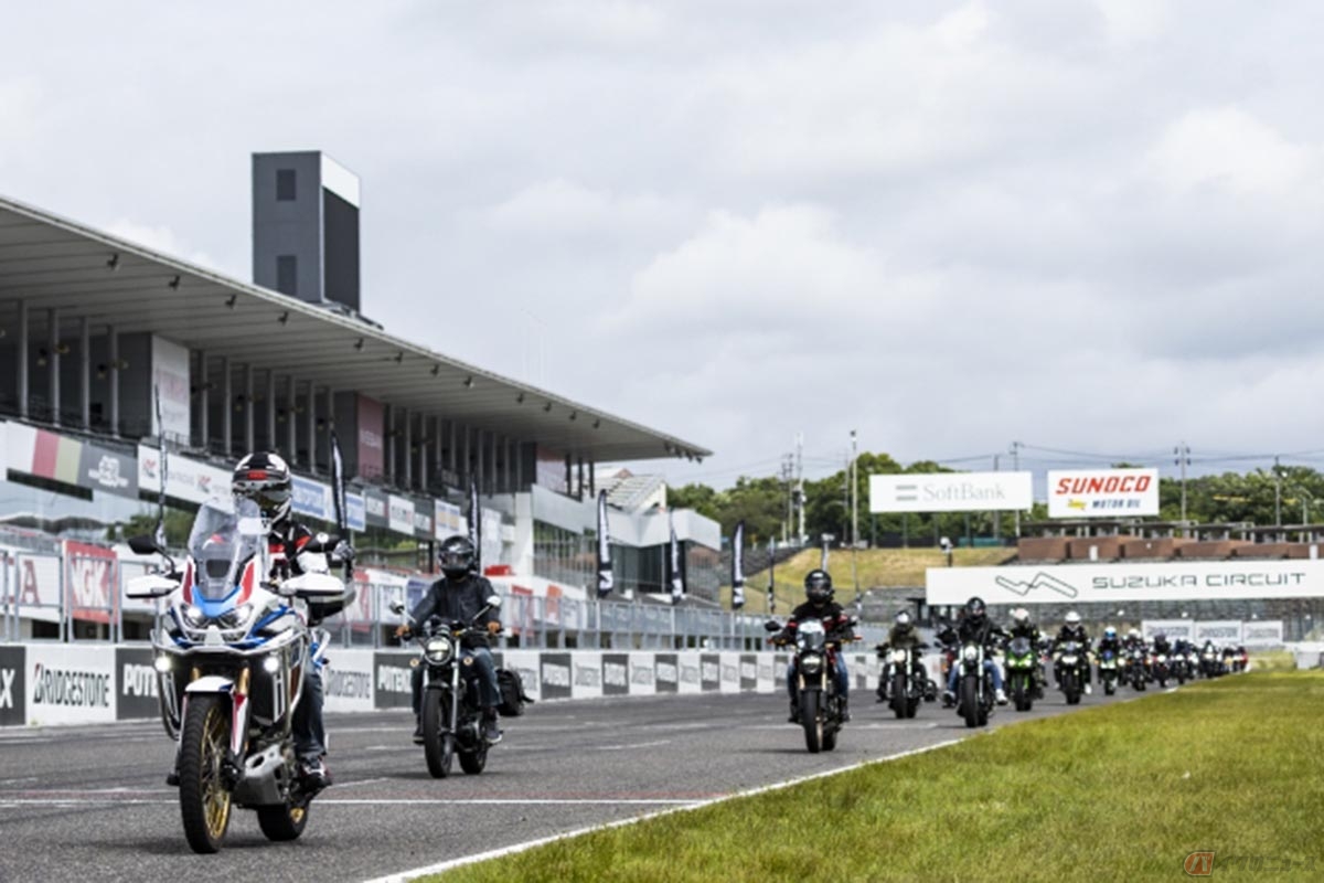 HondaGO BIKE MEETINGサーキットツーリングの様子