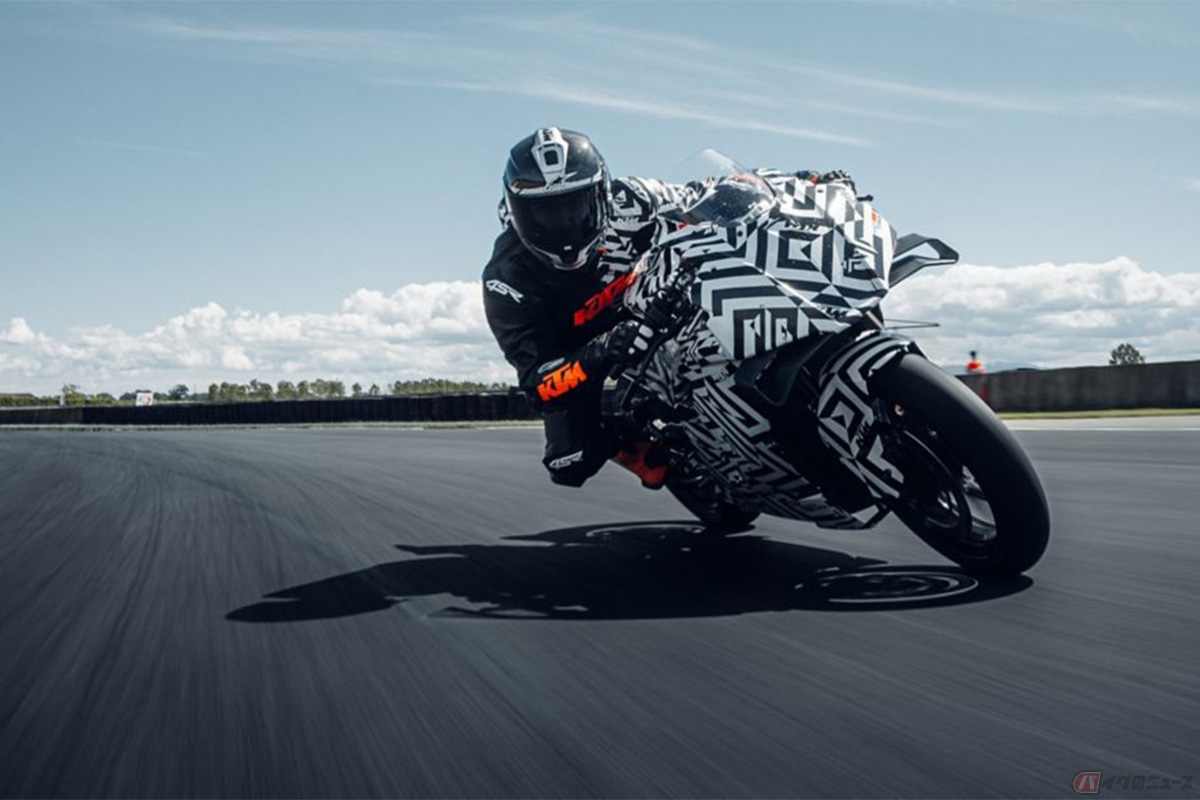 KTMが公開した新型スーパースポーツモデル「990RC R」のプロトタイプ