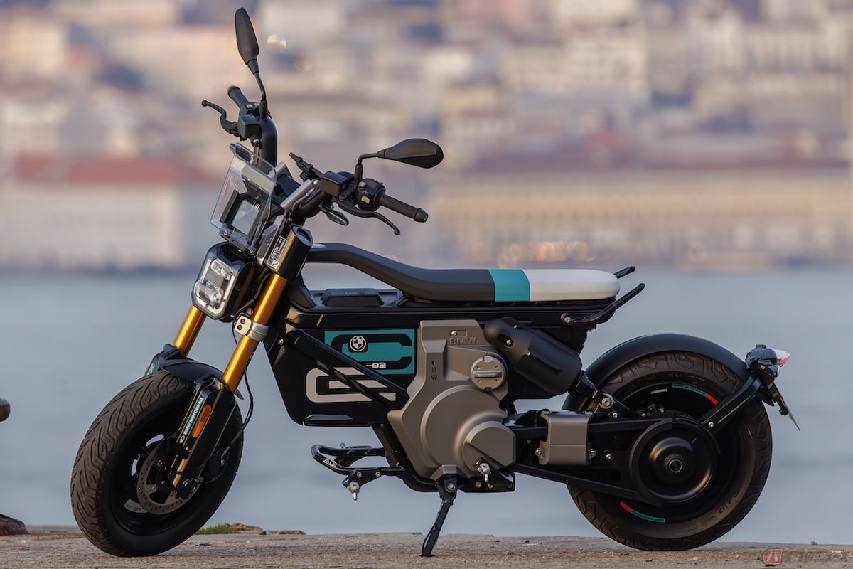 BMW Motorrad「CE02」