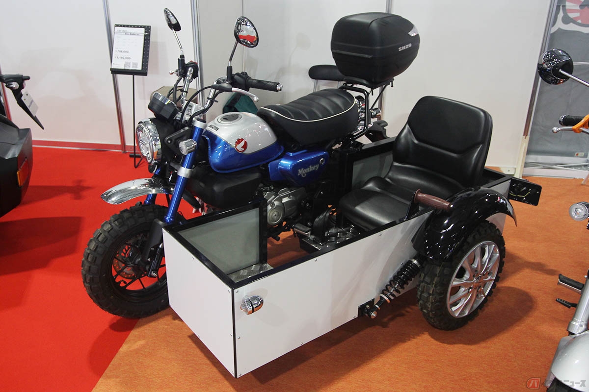 エムクラフトが製作した「モンキー125サイドカー」