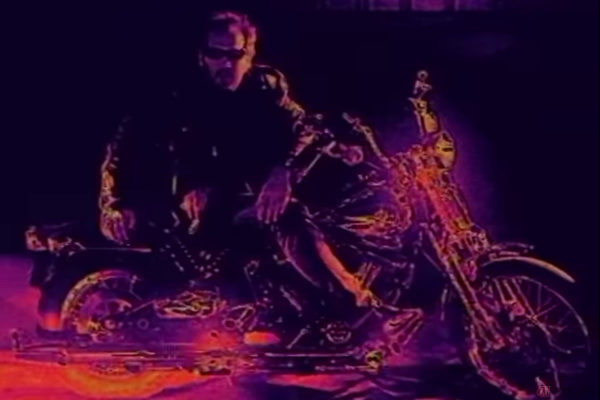 ラブ&ロケッツの楽曲「Motorcycle」