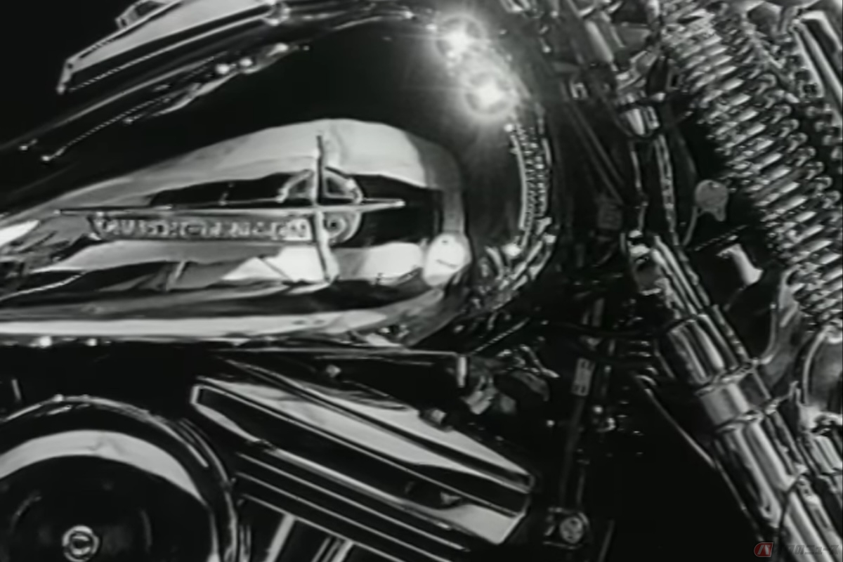 ラブ&ロケッツの楽曲「Motorcycle」