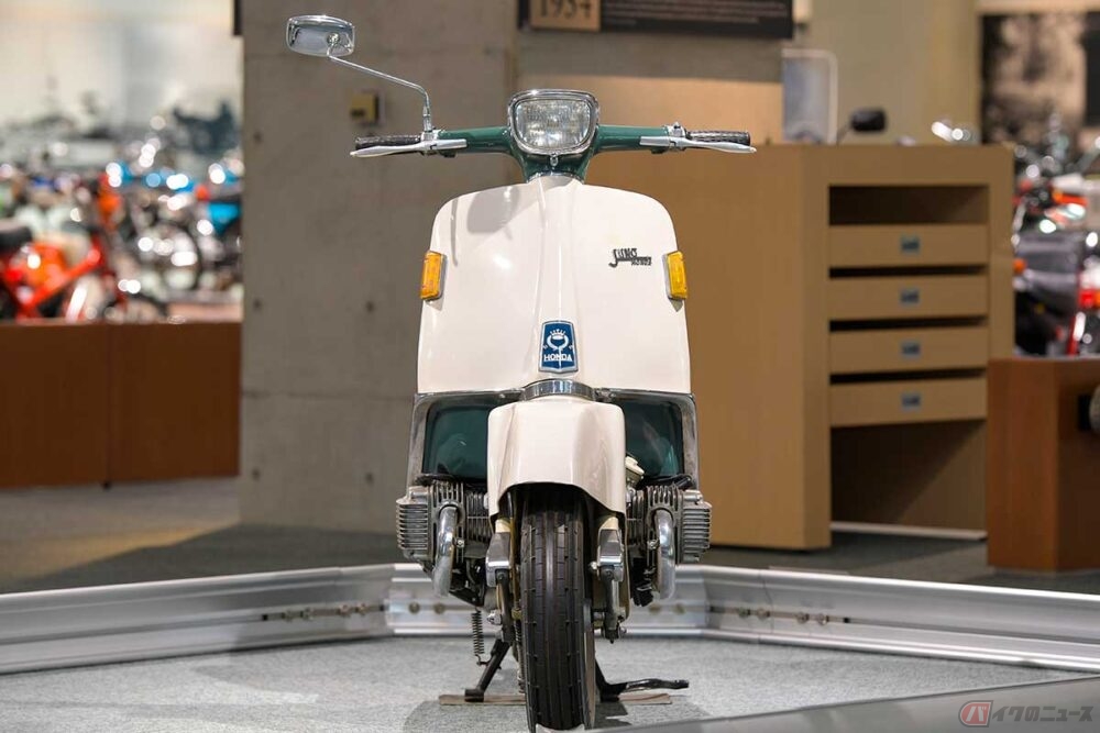 ホンダのスクーター第2弾「ジュノオM型」は「E-クラッチ」の元祖