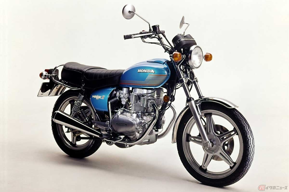 1977年発売のホンダ「HAWK II CB400T」は、排気量375ccで最高出力40馬力、リッター101.3馬力。4ストロークの400ccクラスで初めてリッター100馬力を超えた