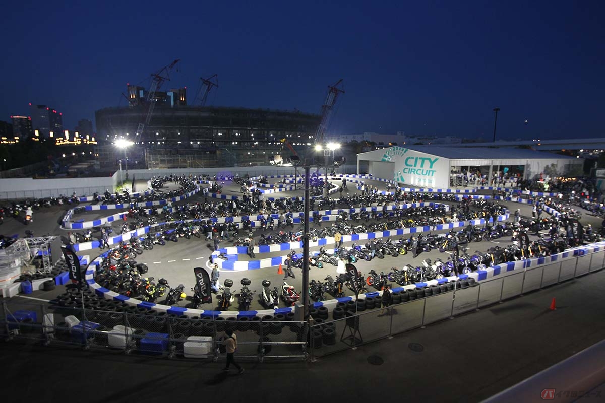 約700名（来場台数は非公表）が来場したナイトミーティング「The Dark side of Japan Night Meeting 2024」。多くのMTシリーズが駐車場を埋め尽くしました