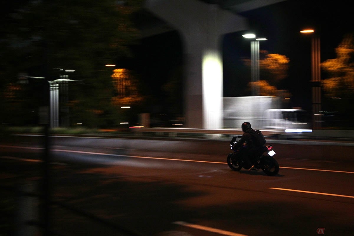 会場をあとにするライダーが走る姿はまさにプロモーションビデオさながらの雰囲気。次回の開催にも期待がかかります