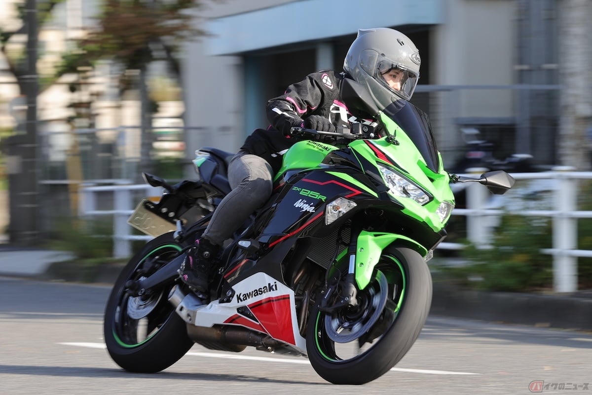 並列4気筒250ccエンジンを搭載したカワサキ「Ninja ZX-25R」