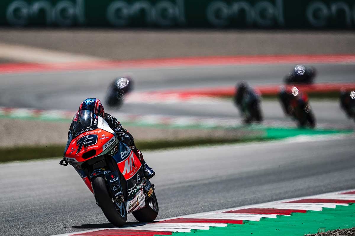 【MotoGP第6戦カタルーニャGP】Moto2クラス小椋藍選手（#79／MTヘルメット - MSI）は10番手からスタートし、前戦のように追い上げのレース。終盤にトップをとらえた