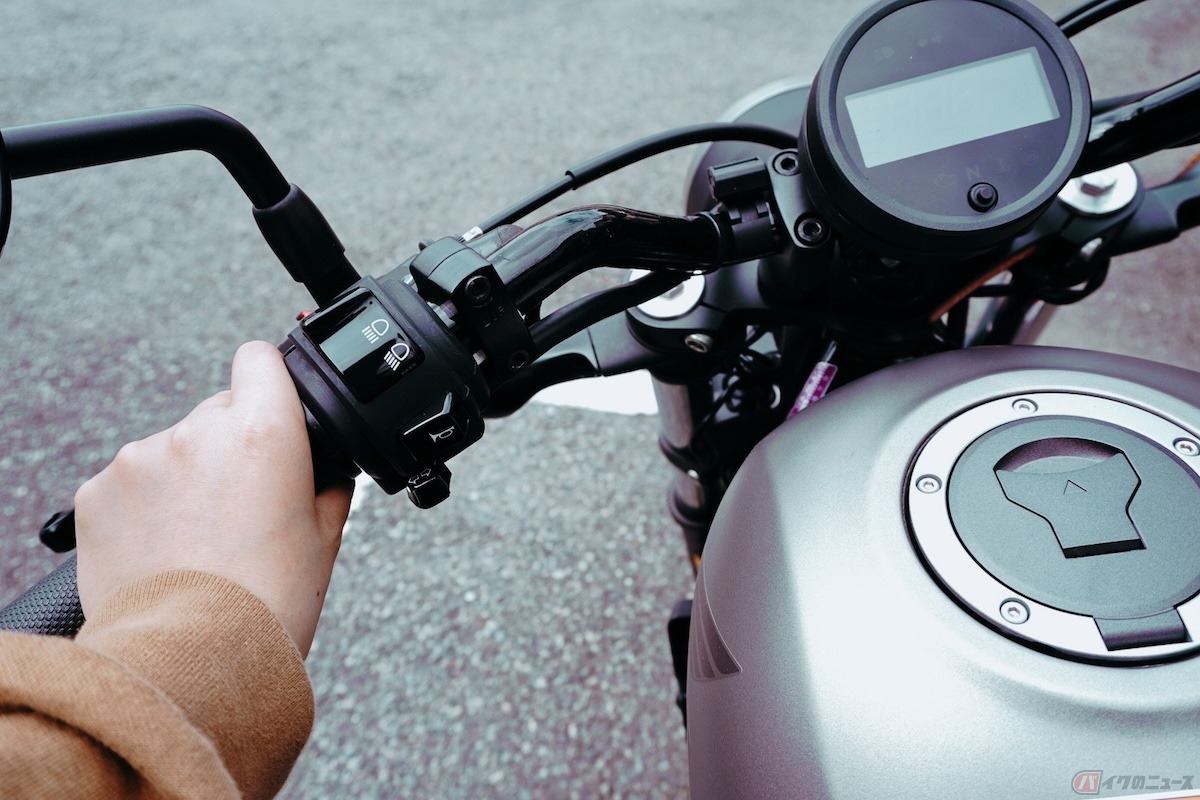 バイクに跨られて損害を受けたとしても、罪を問うまでにはいくつものハードルがある