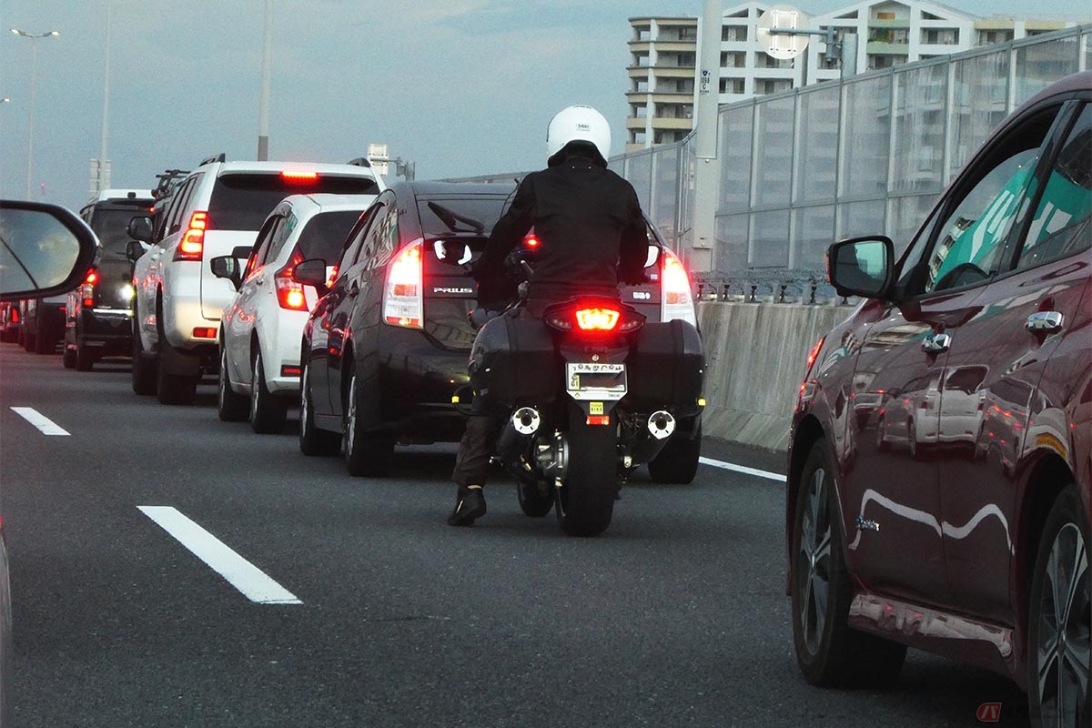 進路変更をすること自体は違反ではない