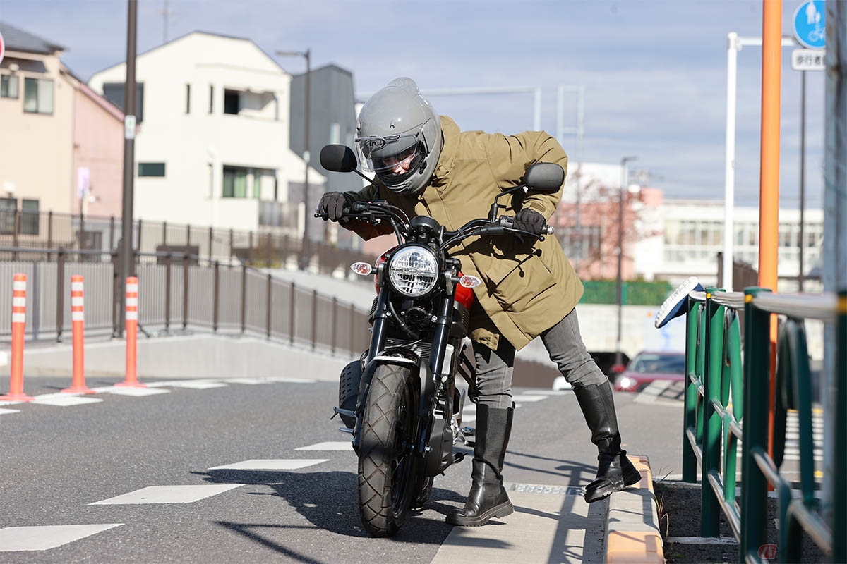 バイクの息つきは、エンジンが一瞬だけ止まりそうになる症状