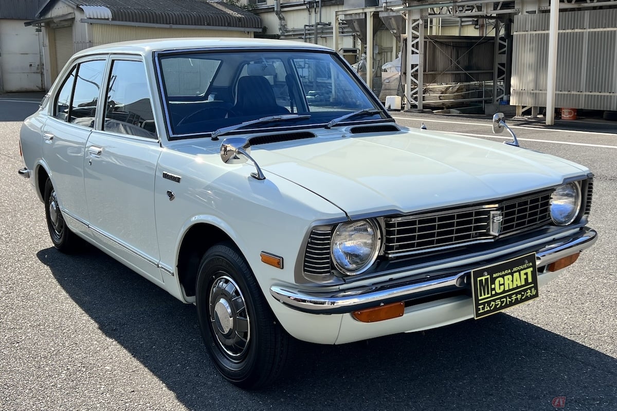 トヨタ「二代目カローラ(KE20型)」(写真提供:Mクラフト)