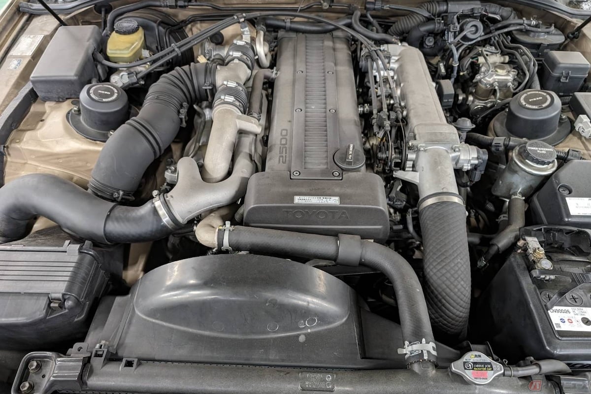最高出力280馬力を発揮した直列6気筒DOHC・ターボエンジンを搭載(写真提供:Mクラフト)
