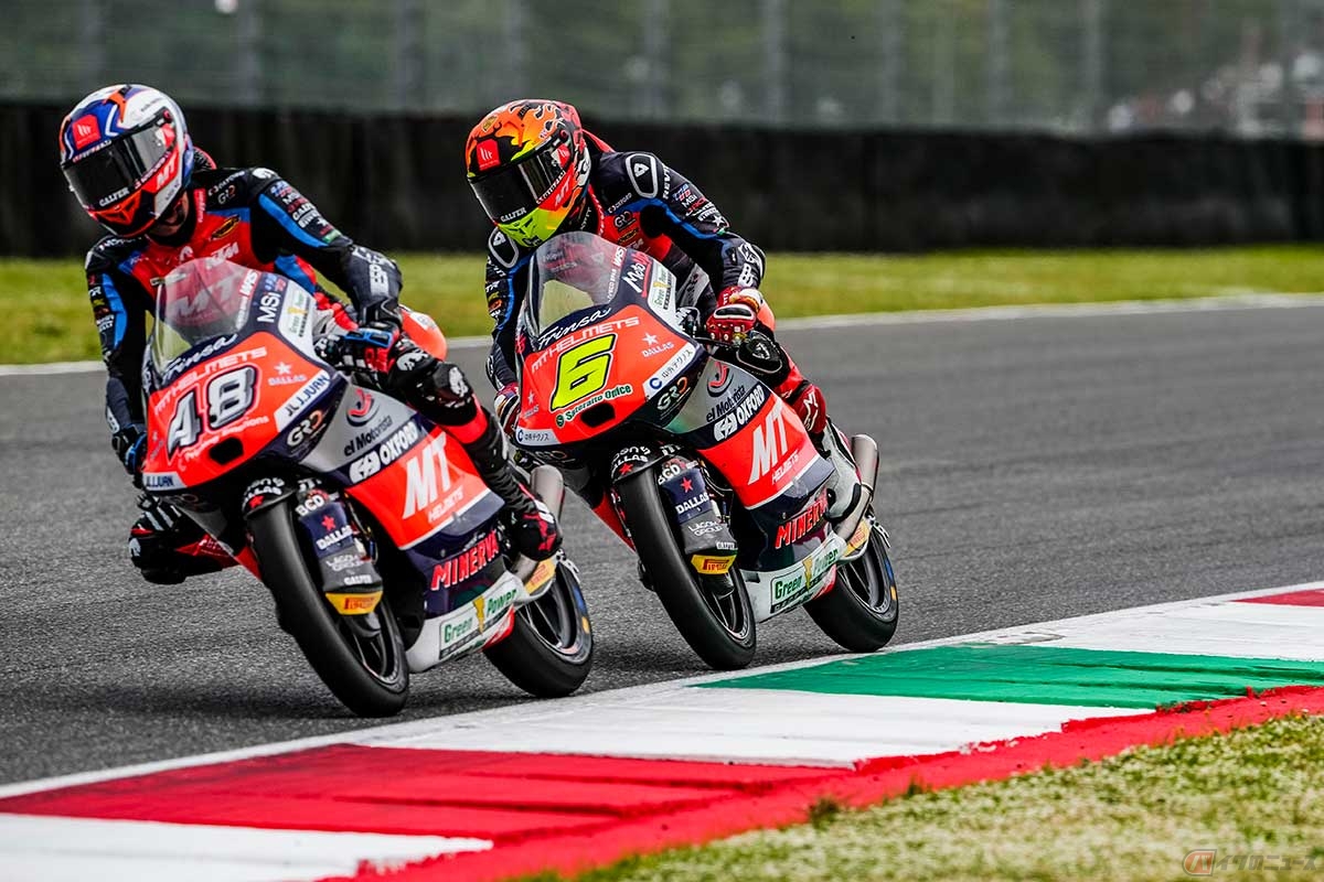 最終ラップはチームメイトでの3位争いとなった山中選手（#6／KTM）