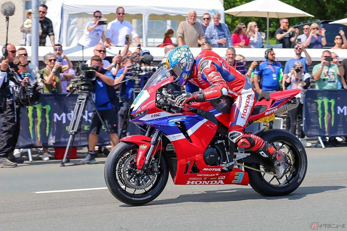 今年ホンダUKチームに移籍したディーン・ハリソン選手。昨年は全てのレースで表彰台に登ったが、今年は頂上に登れるか?(写真/小林ゆき)