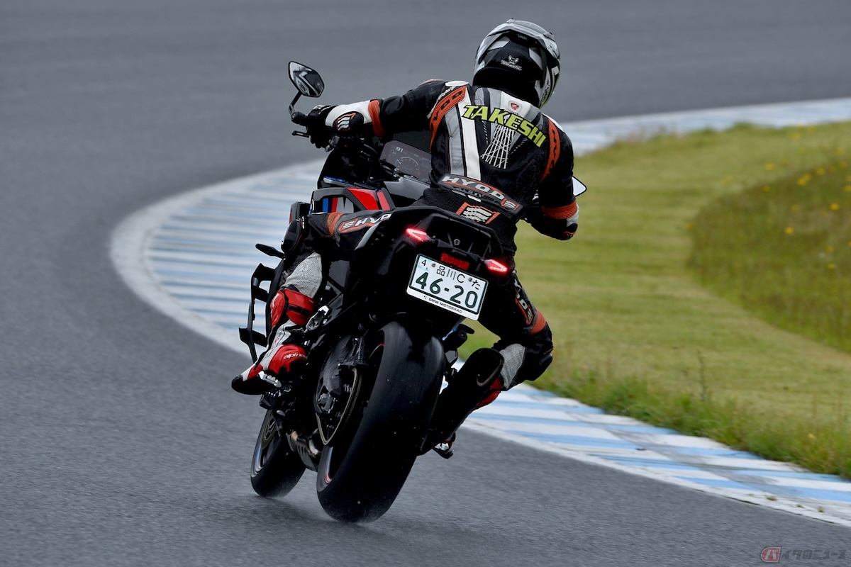 バイクで雨天時走行するときのコツはある！