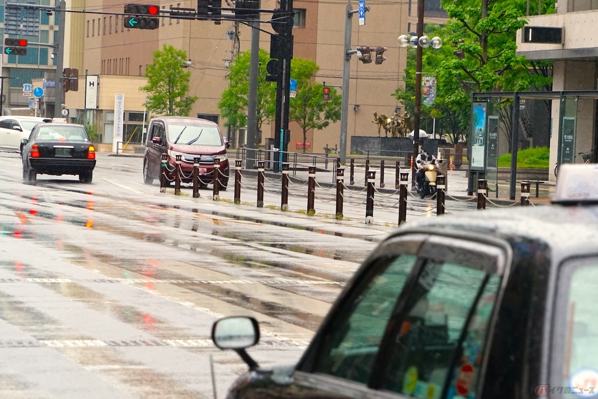 台風とは積乱雲が集まったものであり、強い風と大雨を降らせる