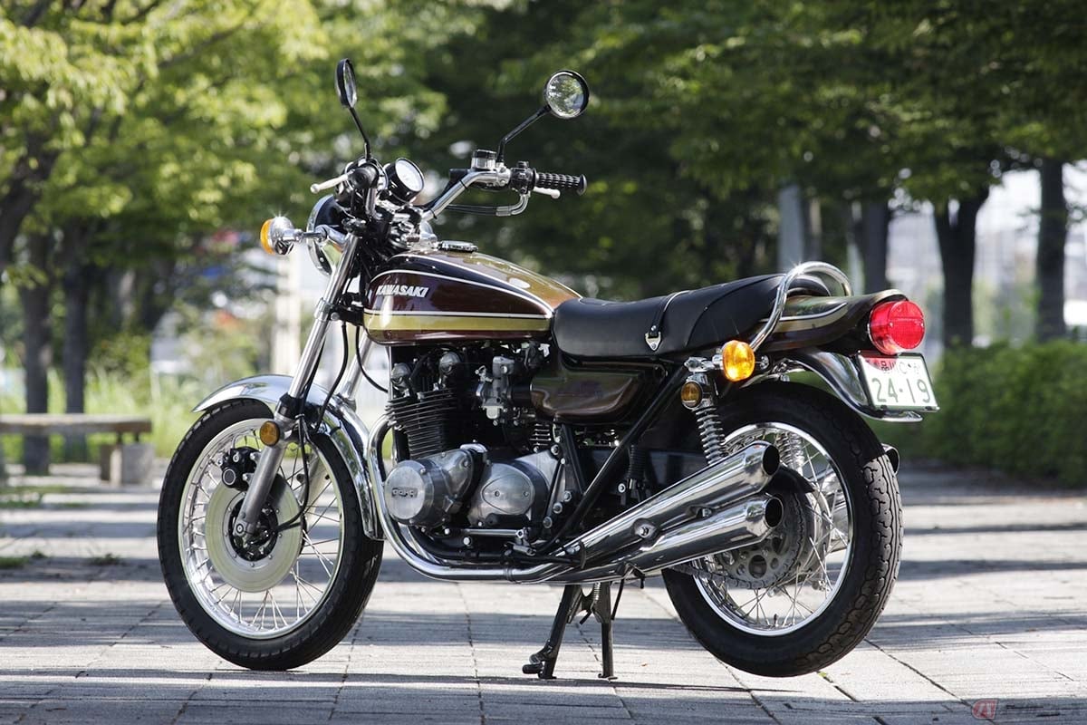 フルレストアを担当することになったカワサキ750RS/Z2-A後期モデルは1975年式。1962年生まれのぼくが中学生の頃に登場したモデルです。当時、友達の兄貴がイエロータイガーに乗っていたことを思い出しました