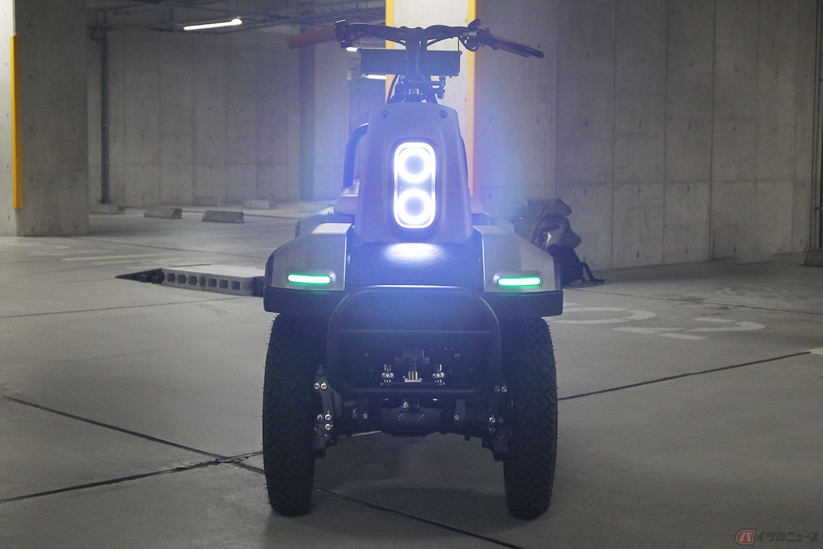 glafitが開発する四輪型特定小型原付プロトタイプ